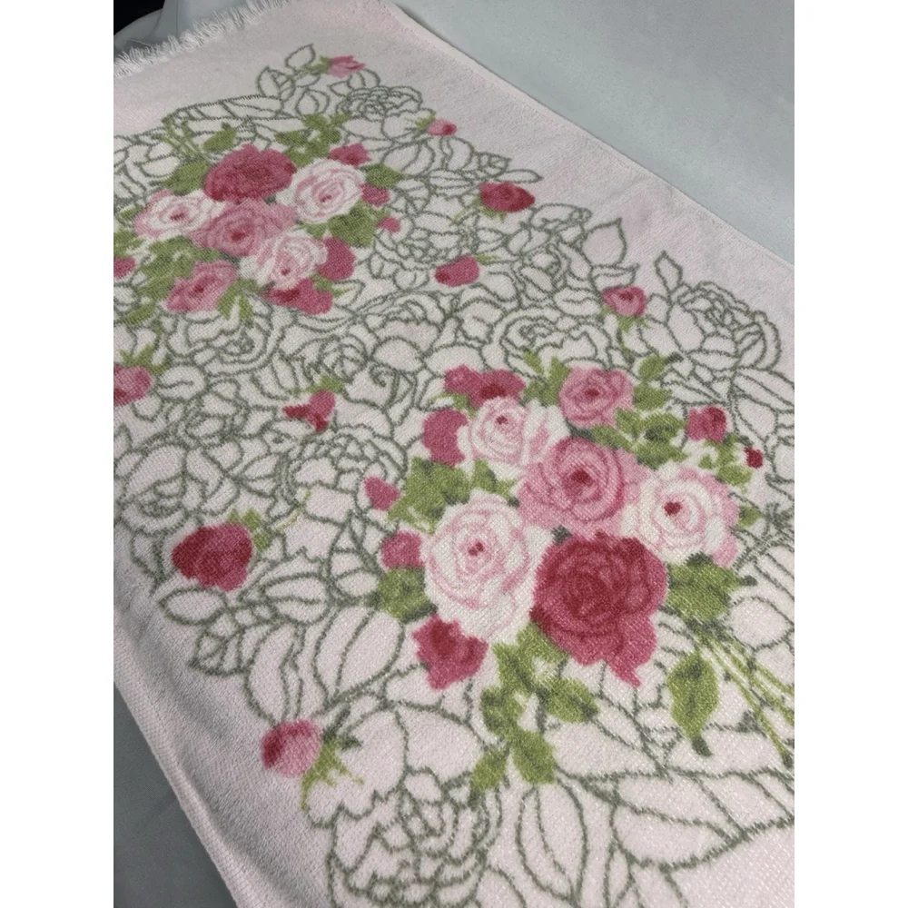 Vintage Lady Pepperell Hand Towel Pink Roses Floral 27” x 15” EUC Cotton MCM
